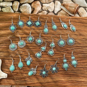 Nuevo Juego de 3 Piezas de Aretes Turquesa, Estilo Étnico, Temperamento del Oeste Asiático, Aretes Personalizados - Product Image 6