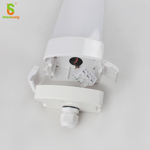Lumière LED Triproof pour parking IP66 20W-60W 100lm/W CRI>80 Certifiée ETL ROHS Utilisation en entrepôt Angle de faisceau 120° - Product Image 5