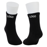 Vente en gros de chaussettes de compression personnalisées en coton respirant pour hommes et femmes avec logo de mode sublimé pour l'automne, utilisation quotidienne