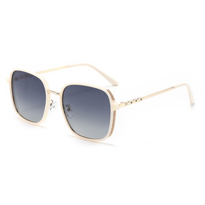 Lunettes de soleil polarisées rectangulaires à monture intégrale pour femmes, protection UV400, style tendance, adulte - Product Image 5
