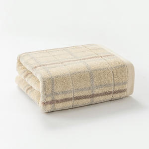 Serviette de bain en coton pur à carreaux 70x140 cm, douce et moelleuse, pour usage domestique, rectangulaire, jaune et bleue, à motif jacquard - Product Image 1