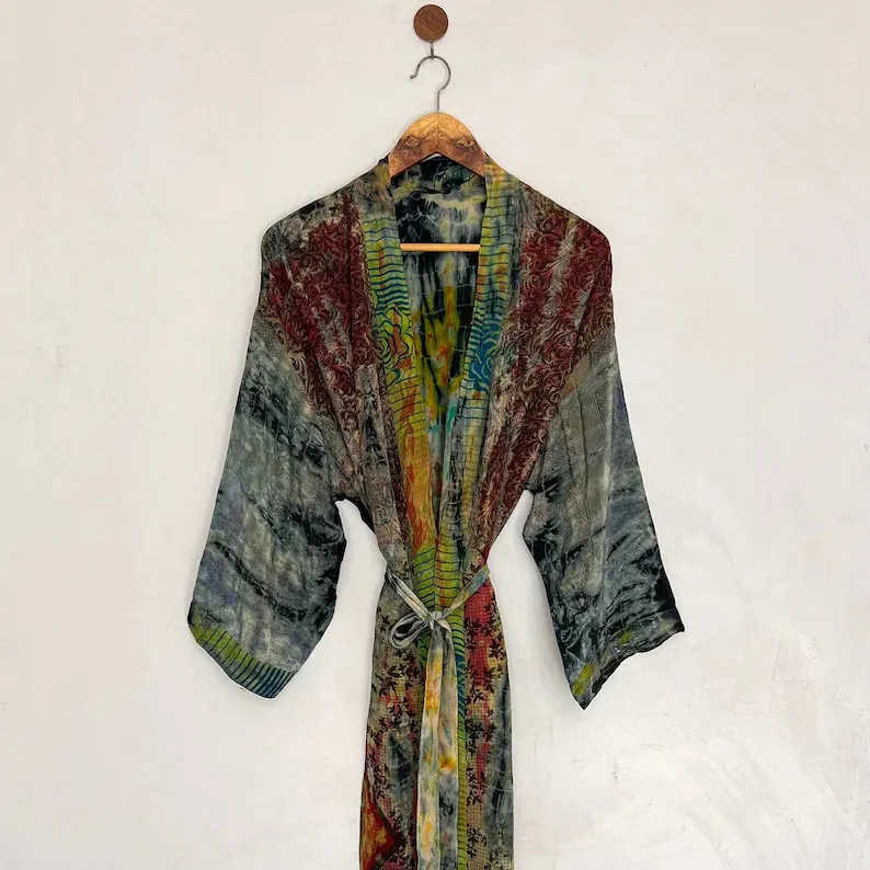 Vente de gros pour les femmes Cardigan kimono en soie personnalisé kimono floral peignoir de plage