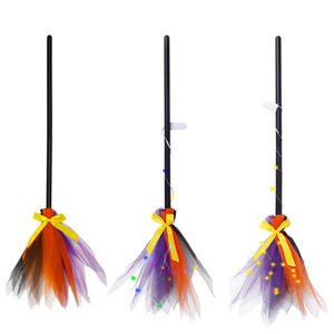 <span class=keywords><strong>Scopa</strong></span> <span class=keywords><strong>da</strong></span> <span class=keywords><strong>Strega</strong></span> per Halloween, Accessorio per Costume <span class=keywords><strong>da</strong></span> <span class=keywords><strong>Strega</strong></span>, Decorazione per Feste di Halloween - Product Image 1