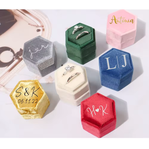 Thiết Kế Bán Buôn Giá Hình Lục Giác Cổ Điển Đôi Nhẫn Hộp Đồ Trang Sức Nhung Da Lộn Cặp Nhẫn Hộp Đám Cưới Với Logo - Product Image 1