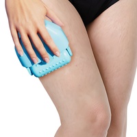 MINI Rouleau de massage facial 2-en-1 en silicone, plat et en V, rafraîchissant, sans aiguilles, pour apaiser la peau du visage et du cou