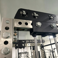 Station d'entraînement multifonctionnelle : Smith Machine, Power Rack et Functional Trainer avec système de poulies à double blocage pour exercices variés