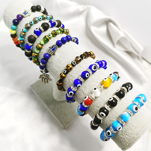 Pulsera de cristal azul hecha a mano para hombre, pulsera de cristal turco contra el mal de ojo - Product Image 3