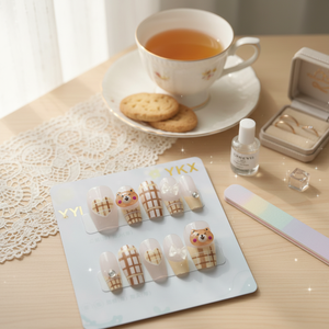 Unghie finte a pressione con orsetti per una manicure veloce e temporanea - Product Image 3