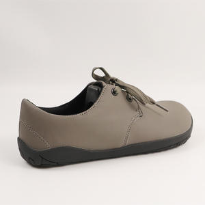 รองเท้าสุขภาพส่งเร็ว สำหรับผู้ชายและผู้หญิง น้ำหนักเบา กันลื่น ทนทานต่อการสึกหรอ - Product Image 3