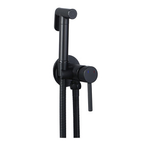 Матовый черный распылитель для биде - Product Image 4