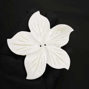 Tùy Chỉnh 3Inch Thêm Lớn Óng Ánh Mẹ Vỏ Ngọc Trai Vòng Sao Trái Tim Hoa Hình Dạng Nút Áo Cho DIY Craft - Product Image 4