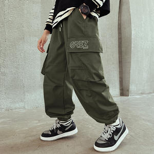 <span class=keywords><strong>Pantalon</strong></span> long léger et décontracté pour garçon <span class=keywords><strong>Pantalon</strong></span> cargo taille moyenne avec poches plates sur le devant et les côtés - Product Image 3