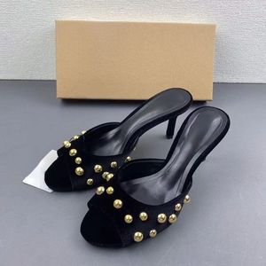 Babouches Femme 2025 Nouvelle Collection Tendance à Pois Bout Ouvert en Soie Mules Femme Talons Chaton Bas 2025 - Product Image 3