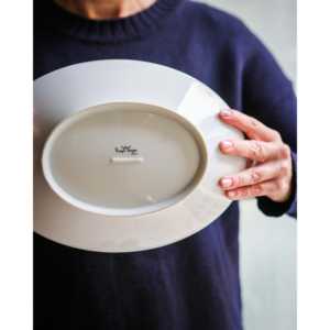 Soupière en porcelaine de Limoges royale, modèle Recamier et Opera - Product Image 1