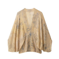Vente en gros pour le commerce extérieur : Haut en polyester imprimé mignon à motif à carreaux rayés, coupe ample, modèle 8286005 pour le printemps 2026
