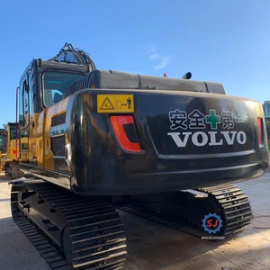 Excavadora Volvo 210 Usada para Exportación, en Stock, en Venta, Excelente Estado, 22 Toneladas, en Excelentes Condiciones de Funcionamiento - Product Image 3