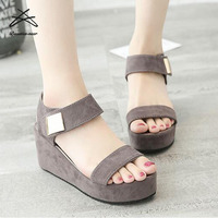 Nouvelles sandales d'été à talons compensés pour femmes, semelle extérieure épaisse, chaussures Sexy à talons compensés, Offre Spéciale