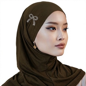 Nueva Colección Primavera: Pañuelo Balaclava de Algodón y Seda con Lazo y Pedrería de Color Liso para Mujer - Accesorios Étnicos - Product Image 4