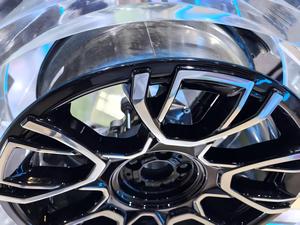 Mô hình xe khung kim loại tùy chỉnh sang trọng với hiệu ứng ánh sáng, Sản xuất tại Trung Quốc. - Product Image 6