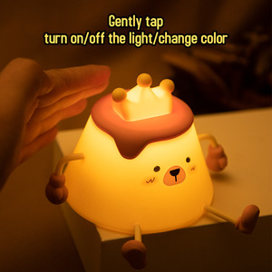 Veilleuse en silicone au design animalier, LED multicolore, rechargeable par USB, à activer par simple pression, lumière d'ambiance pour chevet - Product Image 4