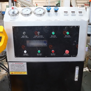 ماكينة الضغط الهيدروليكي العمودية ذات 4 أعمدة 200 طن ماكينة الضغط الهيدروليكي - Product Image 6