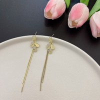 Boucles d'oreilles tendance chic et élégantes pour femmes, style français, douces, avec pierres œil-de-chat et pompons en forme de feuille de fleur