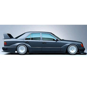 Kit Carrozzeria Allargata per Mercedes Benz <span class=keywords><strong>W124</strong></span> Classe E - Upgrade WideBody con Paraurti Anteriore e Posteriore, Minigonne Laterali e Spoiler Parafango - Product Image 3