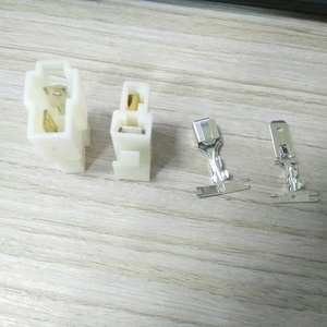 QWT 6.3 Mét 3 Way Nữ Và Nam Ô Tô Nối Ổ Cắm Uốn Nhựa Không Thấm Nước Shell Faston Spade Loại Thiết Bị Đầu Cuối Điện - Product Image 2