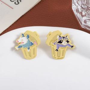 Pin <span class=keywords><strong>de</strong></span> Metal <span class=keywords><strong>de</strong></span> Aleación <span class=keywords><strong>de</strong></span> Zinc con Diseño <span class=keywords><strong>de</strong></span> Mapache y Zarigüeya, Regalo <span class=keywords><strong>de</strong></span> Año Nuevo y Aniversario para Chaquetas y Bolsos - Product Image 4