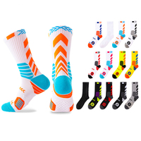 Vente en gros Logo personnalisé Respirant Compression Coton Cyclisme Running Athletic Sox Hommes Long Basketball Crew Sport Elite Chaussettes