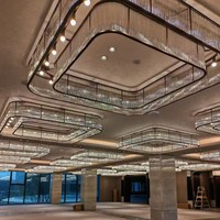 Luminaire suspendu moderne en acier inoxydable doré, réglable en hauteur, avec LED à économie d'énergie pour une utilisation en intérieur dans les hôtels