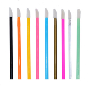 50 brosses exfoliantes pour les lèvres jetables, applicateurs de baume à lèvres multicolores - Product Image 5