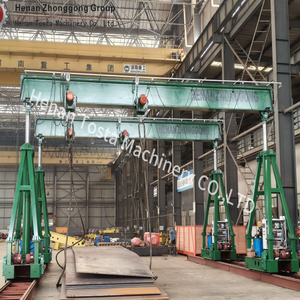 Grue à portique hydraulique télescopique 50-80 tonnes Télécommande sans fil Moteur haute efficacité Portée de 20 m - Product Image 1