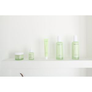 Crème Contour des Yeux Intensive 30g à l'Extrait de Camélia et Vitamine E – Hydratation Profonde Anti-Âge pour Réduire les Cernes et les Poches - Product Image 4