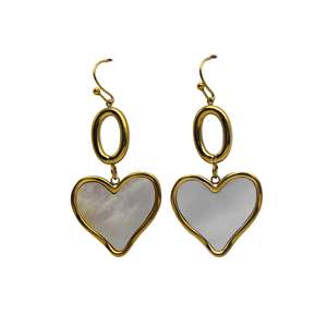 Pendientes de Moda con Forma de Corazón, Chapados en Oro, Acero Inoxidable 316L, Joyería Sostenible y Resistente - Product Image 1