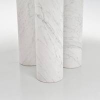Table de salle à manger ronde avec base en marbre blanc Plateau de table rond en marbre de Carrare du milieu du siècle avec 3 bases cylindriques