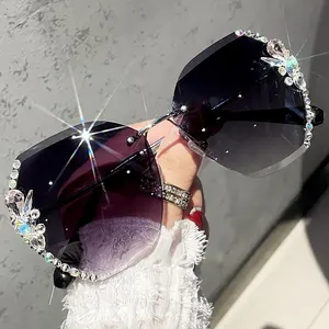 여성용 선글라스용 다이아몬드 박힌 선글라스 새로운 대형 얼굴 슬리밍 자외선 방지 크리스탈 컷 에지 프레임리스 선글라스