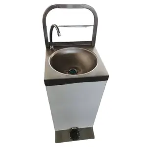 Su tankları ile çalışan tekerlekler ayak ile özel yapılmış hastane paslanmaz çelik taşınabilir el yıkama lavabosu
