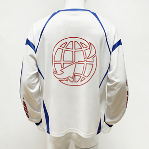 เสื้อยืดแขนยาวแบบสั่งทำพิเศษสำหรับการพิมพ์แบบซับลิเมชั่น ผ้าโพลีเอสเตอร์ 100% แห้งเร็ว ระบายอากาศได้ดี เสื้อยืดแขนยาวผู้ชาย - Product Image 5