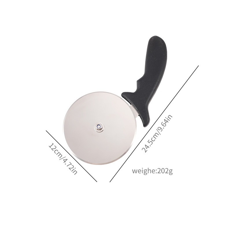 Coupe-pizza 12 cm avec manche noir