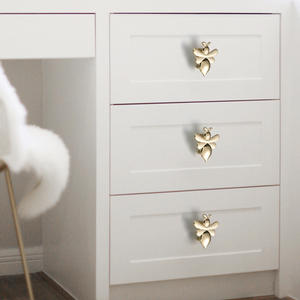 Cajonera Moderna y Sencilla con Diseño de Hoja de Albaricoque, Mariposa y Abeja, de Aleación de Zinc, Personalizada para Habitación Infantil, Creativa para Dormitorio - Product Image 3