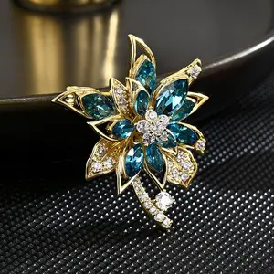 Luz luxo alto grau cristal flor broche zircão cobre banhado a ouro pequeno pino temperamento elegante broche