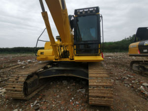 รถขุดไฮดรอลิกแบบตีนตะขาบ Komatsu PC360 มือสอง น้ำหนัก 36 ตัน ผลิตในจีน รุ่นเครื่องยนต์ 1.6 เมตร ความจุบุ้งกี๋ 1.6 ลูกบาศก์เมตร - Product Image 3