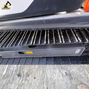 Achat à durée limitée d'excavatrice sur chenilles usagée Hitachi ZX70-3 de qualité importée pour le chargement et le déchargement au port - Product Image 5