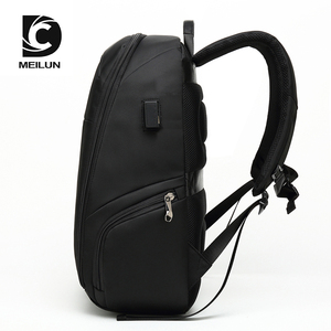 <span class=keywords><strong>Mochila</strong></span> para Portátil <span class=keywords><strong>Arctic</strong></span> <span class=keywords><strong>Hunter</strong></span>, Diseño Casual para Uso Diario, con Puerto de Carga USB, <span class=keywords><strong>Mochila</strong></span> Deportiva Grande para Gimnasio y Actividades al Aire Libre - Product Image 4