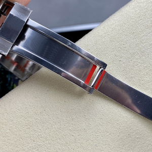 Reloj Cronógrafo Estilo Racing de 40 mm, Movimiento Automático, Bisel con Tacómetro, Manecillas Luminosas, Resistente al Agua 10 m - Product Image 6