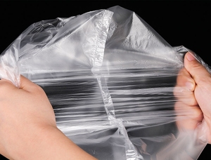 Bolsas de Camiseta de HDPE/LDPE al por Mayor de Fábrica, Impresión por Grabado, Opciones Personalizables, Sellado Térmico para Uso en Supermercados, Exposiciones y Promociones - Product Image 4