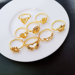 Vente en gros de bagues de Style mixte pour femmes, <span class=keywords><strong>bague</strong></span> de fiançailles de mariage en or au Design Simple, <span class=keywords><strong>Lot</strong></span> en vrac pour femmes et hommes - Product Image 2