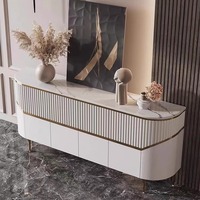Meuble de rangement de luxe moderne pour hall d'entrée, design minimaliste doré, idéal pour optimiser l'espace du salon, parfait pour les villas.