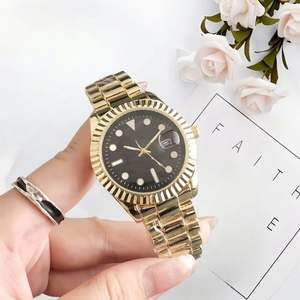 Montre pour homme en acier inoxydable argenté tendance, cadran camouflage vert, affichage de la date, lunette cannelée, montre-bracelet de luxe décontractée et sportive - Product Image 4